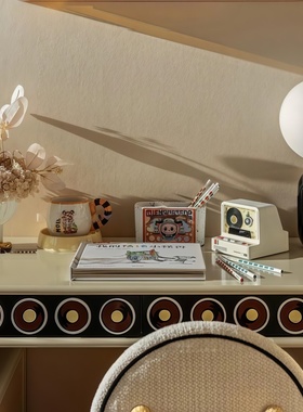 简约现代样板间儿童房摆件