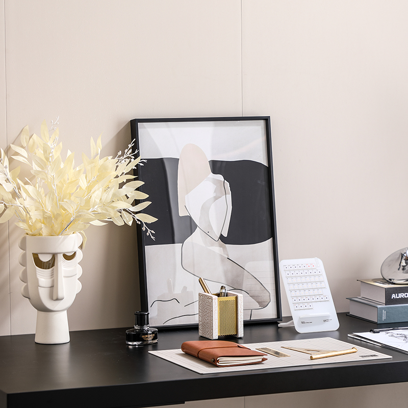 现代轻奢样板间书房搭配套