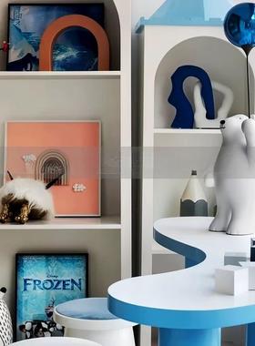 简约现代样板间儿童房摆件