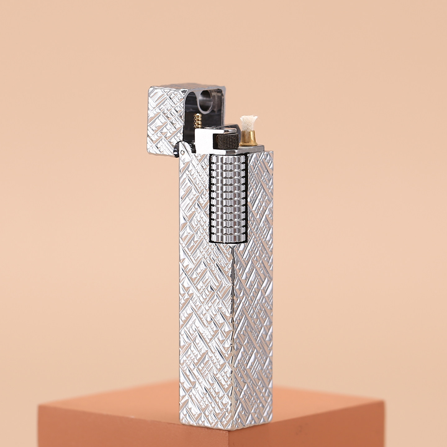 Maduro打火机煤油个性复古锉刀纹雕刻创意礼物方形火机送朋友礼品,ZIPPO/瑞士军刀/眼镜,煤油打火机,淘宝优惠券,粉丝福利购,淘宝优惠卷