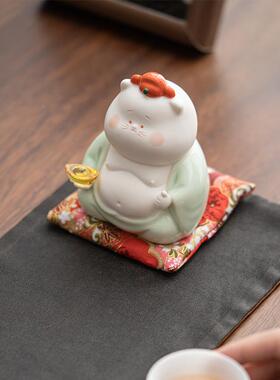 意可招财爱萌猫摆件车载陶瓷创猫咪家客厅办居NMM公室桌面茶玩装