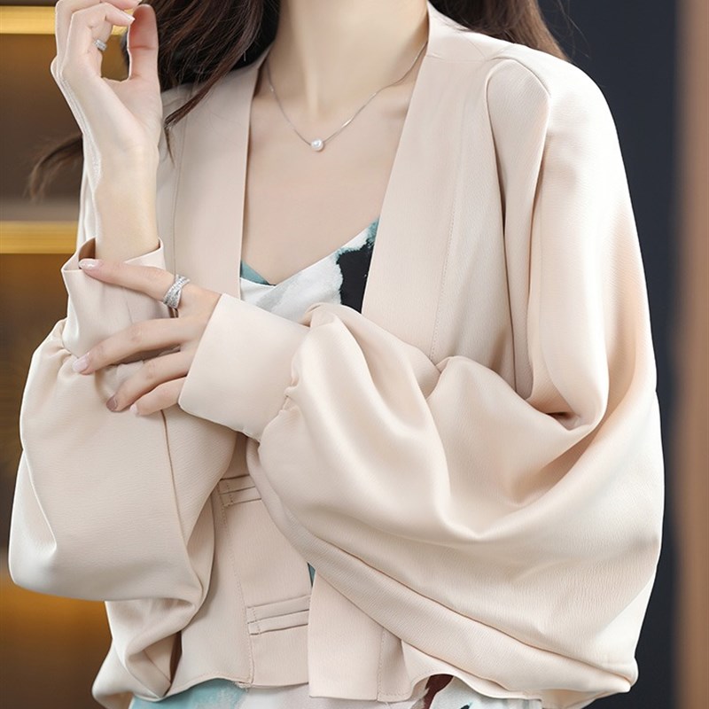 重磅真丝西装外套女宽松慵懒x风配裙子上衣短款醋酸设计感小众披