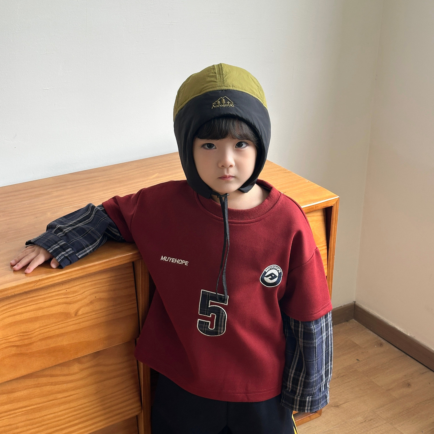 冬季儿童帽子户外轻盈保暖飞行员帽男童女宝宝头盔内胆风雪雷锋帽