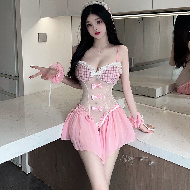 粉色女仆cos装性感纯欲小胸制服