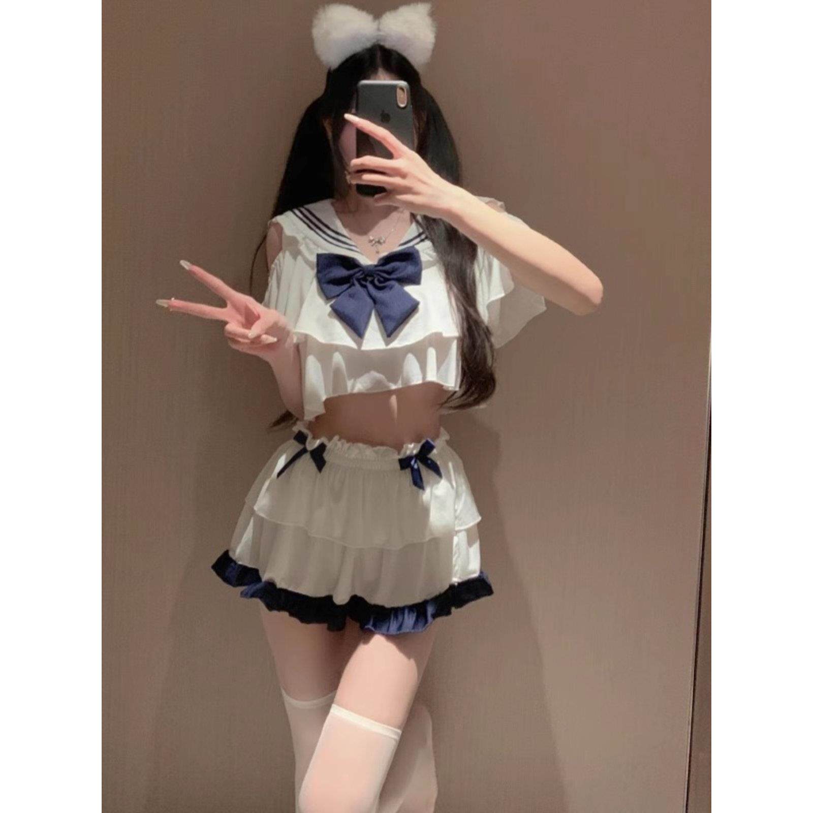 JK制服禁欲系纯欲吊带睡裙