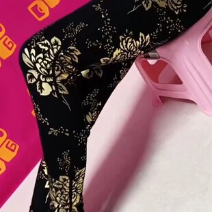 加绒加厚打底裤女秋冬新款高腰高弹烫金牡丹花重工妈妈百搭小脚裤