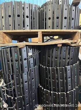 挖掘机履带板190-10-600三筋适用于PC200PC220PC230