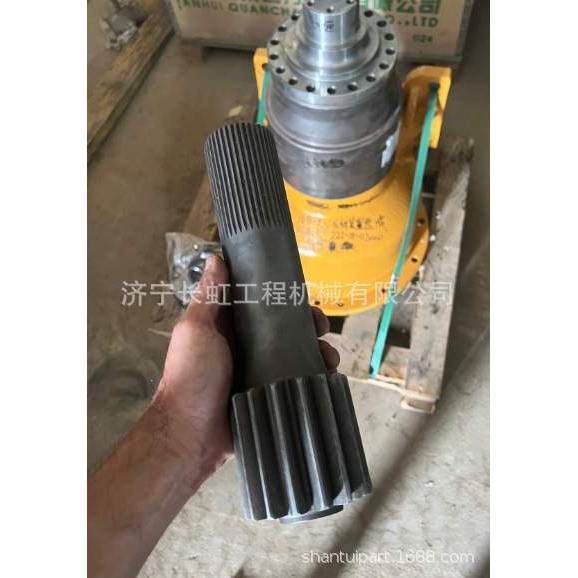 现货供应山推SG18-3平地机配件：222-18-02008 太阳轮轴