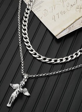 新品新品二件套小天使项链男潮男C士吊坠双层叠戴锁骨链链子送男