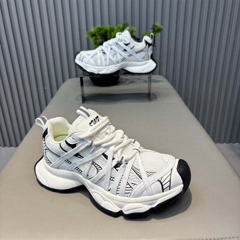 2025春季新款男鞋时尚百搭低帮舒适松糕厚底增高透气运动休闲板鞋