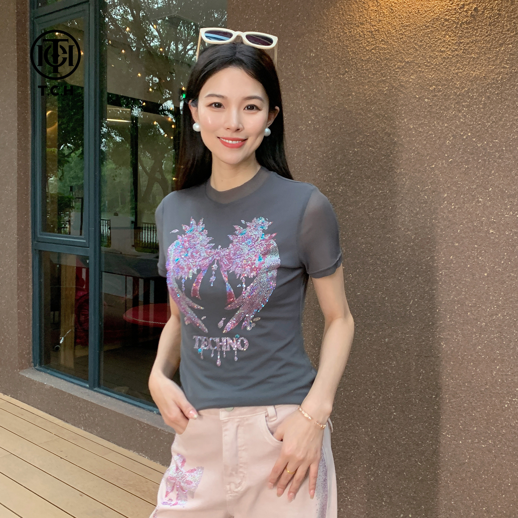 TCH【天使之翼】春款粉色翅膀烫钻深灰色女装短袖T恤T78A10E1053图片