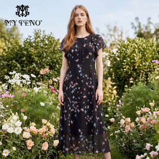 收腰时尚 马天奴女装 黑色印花连衣裙子圆领短袖 新款 气质流行 夏季