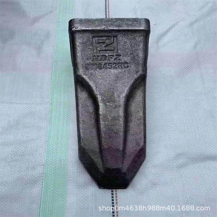 挖掘机PC300锻打斗齿岩石齿破冰齿齿根齿座