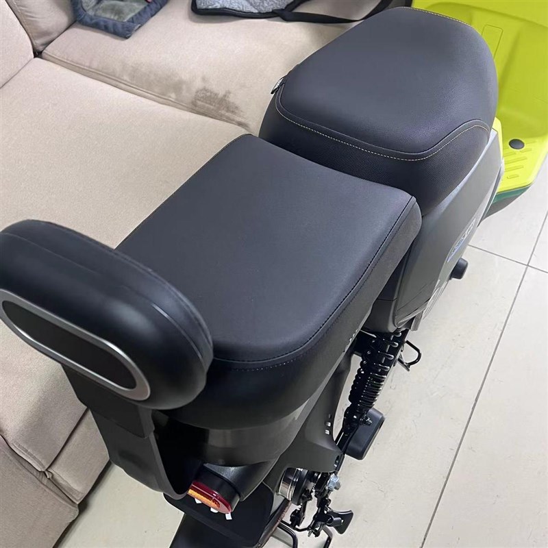 适用九号电动车a2z35c/A2z90/A2Z40坐垫尾箱载人W加厚储物后备箱
