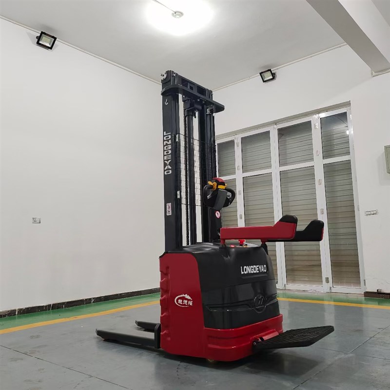 全电动堆高叉车全电动1.5吨2.5米小型搬运托盘车液压升降装卸铲车