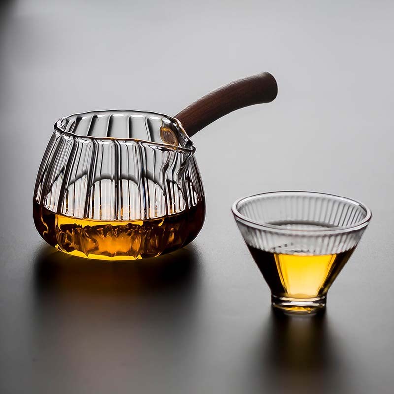日式高温玻璃公道杯加厚侧把公杯木把分茶器茶海家用倒茶匀杯