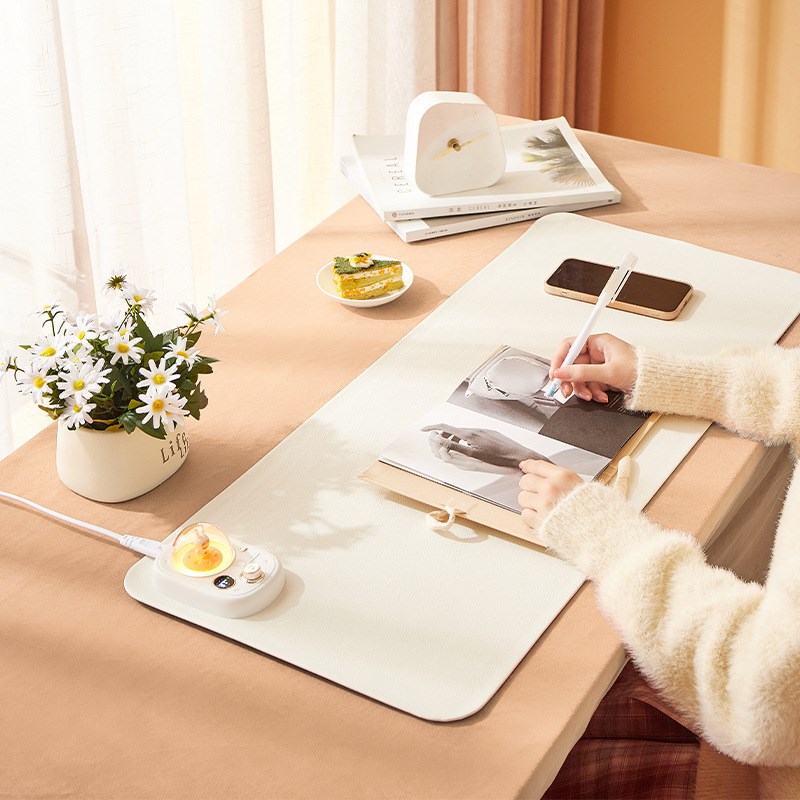 新款智能加热鼠标垫办公室发热暖桌垫桌面超大号数显恒温桌垫