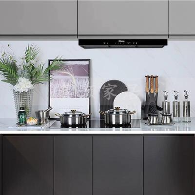 现代样板房间厨房饰品摆件橱柜砧板软装饰不锈钢锅具煎锅汤锅组合