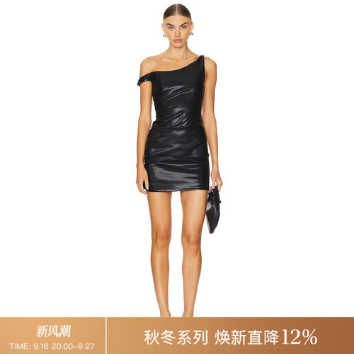 REVOLVE黑色褶皱百搭显瘦短款单肩辣妹连衣裙