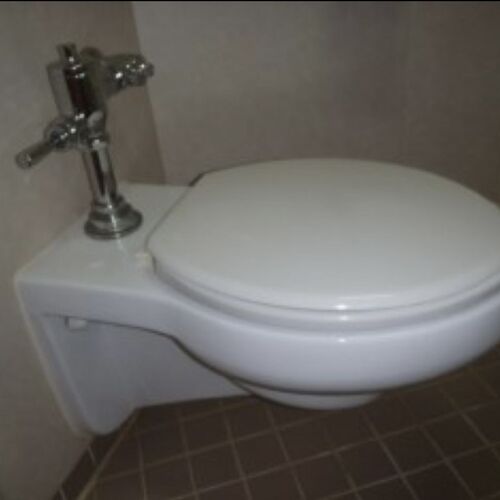 船用壁挂式马桶上l进水,冲水阀,顶进水挂便,后排墙排水坐便器,