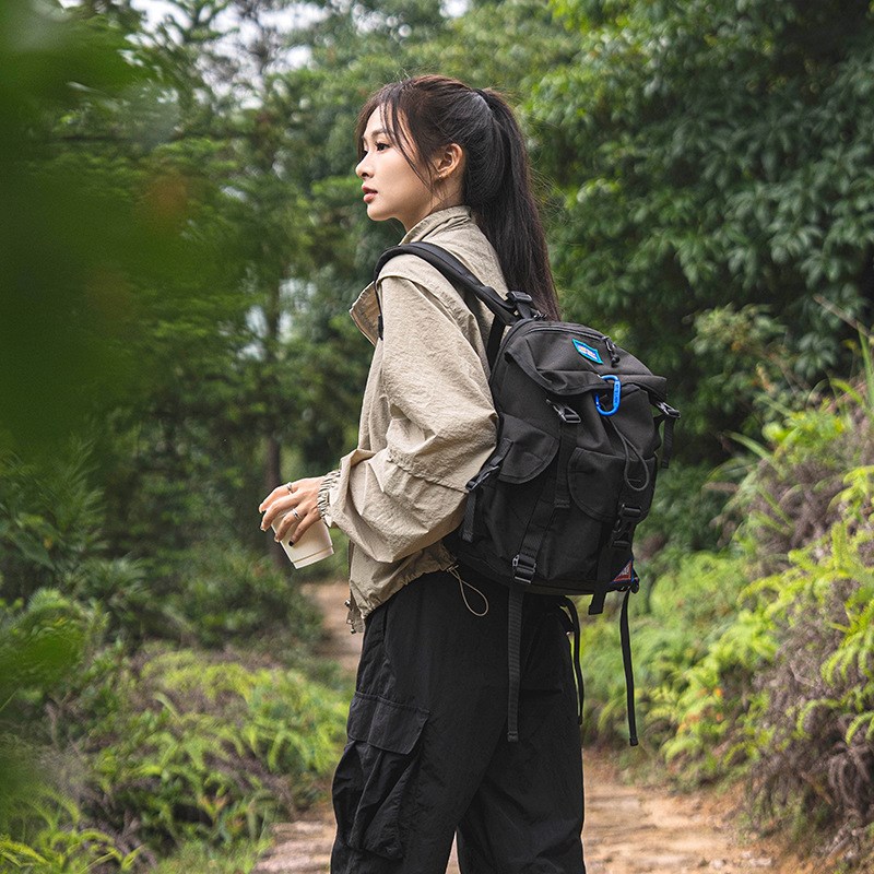 双肩包新款大容量户外登山旅行包学生书包背包徒步背包旅游包