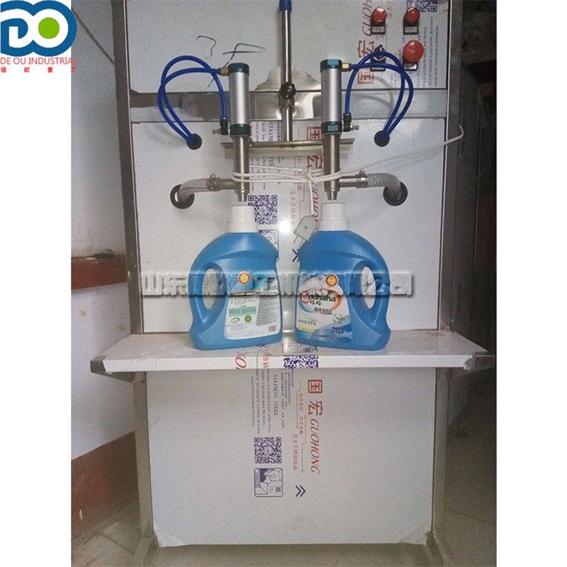 半自动双头灌装机 恒流计时双头气动装瓶机 洗洁精洗衣液灌装工具