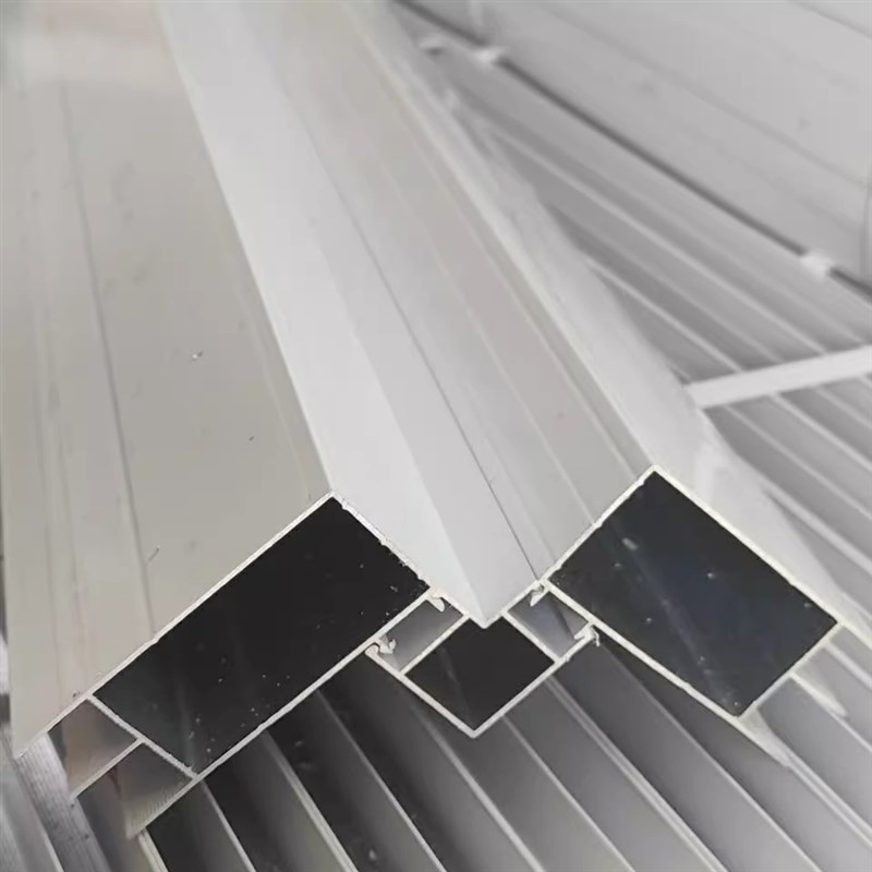 打灶转角立柱拐角阴角型材u砖夹橱柜山型槽铝合金瓷砖厨柜卡槽封