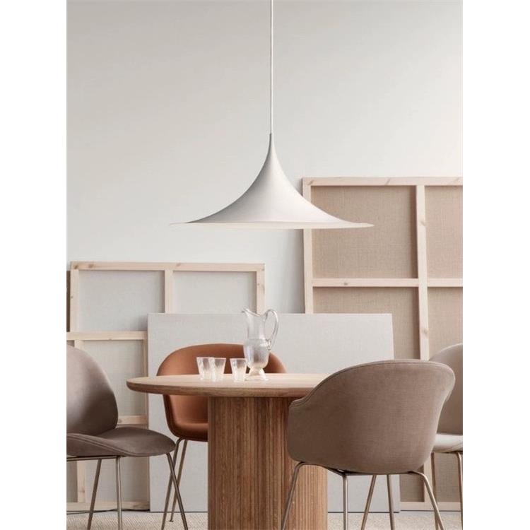 极简飞碟单头餐厅吊灯现代简约新款北欧卧室书房咖啡厅吧台灯喇叭