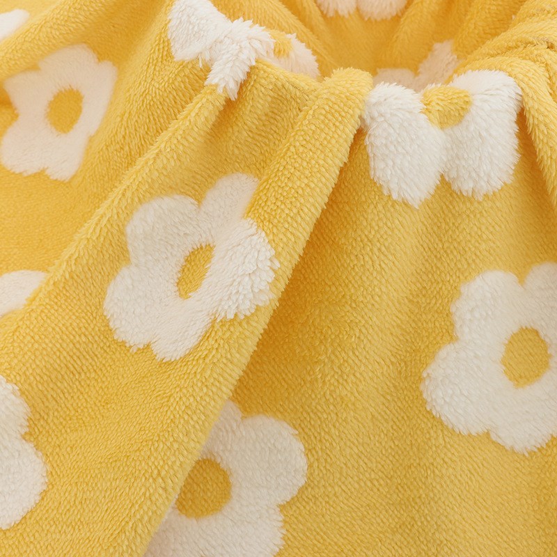 现货舒棉绒提花小花朵抱枕箱包睡衣垫子毛绒布