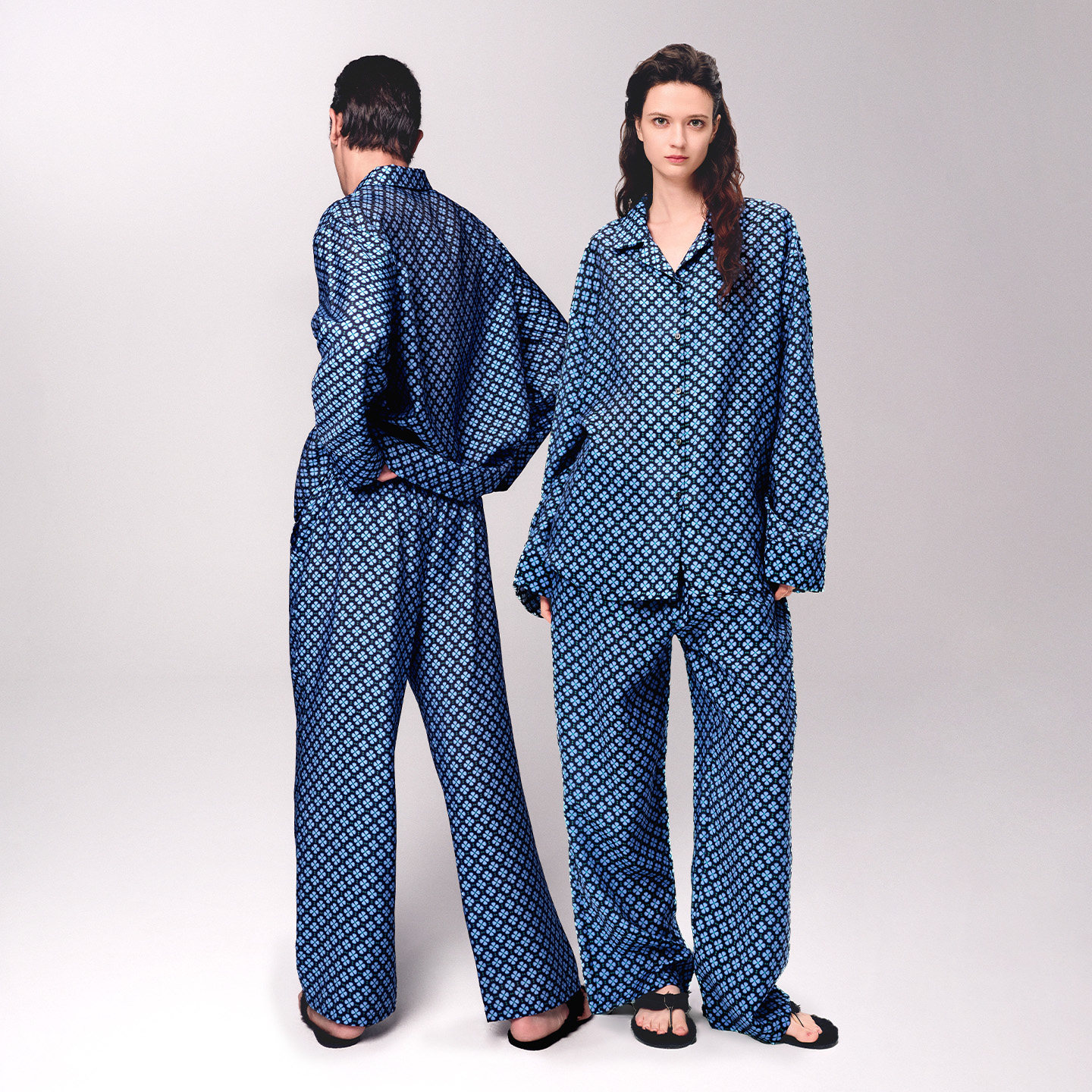 埃森费姆瑞景连枝绸缪纹天丝莱赛尔情侣睡衣男女同款老钱风家居服,女士内衣/男士内衣/家居服,睡衣/家居服套装,淘宝优惠券,粉丝福利购,淘宝优惠卷