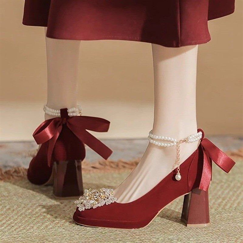 新品7cm红色婚鞋女秀禾新娘鞋2026新款水钻P粗跟防水台不累脚高跟