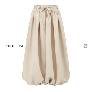 Into The East象牙白颗粒肌理灯笼裤