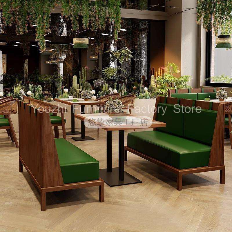 东南亚主题餐厅桌椅组合西餐厅卡座沙发餐饮饭店火锅店实木编藤椅