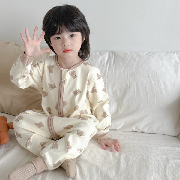 ins奶油风~秋冬纯棉宝宝睡袋男童无骨连体睡衣可爱女童分腿防踢被