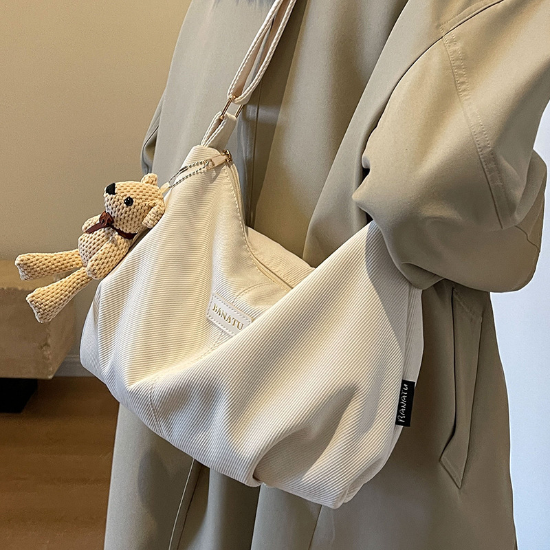 尼龙布包包女大容量2025新款秋冬