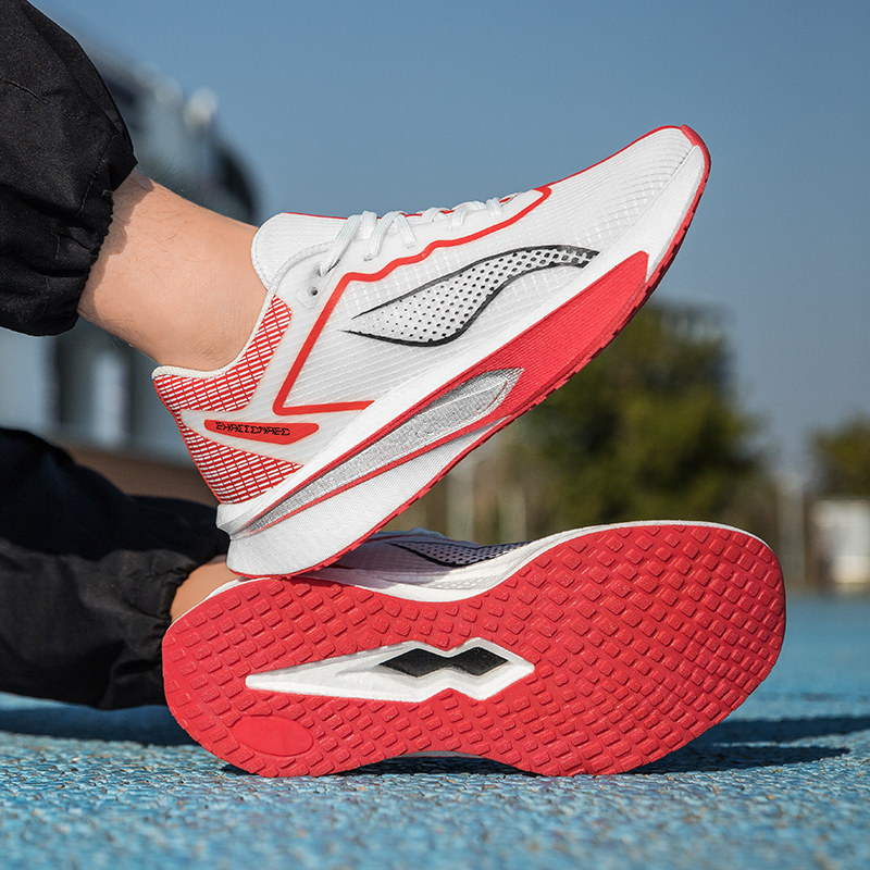 跑步鞋男初中学生青少年超轻减震跑鞋2026春季新款男孩透气运动鞋