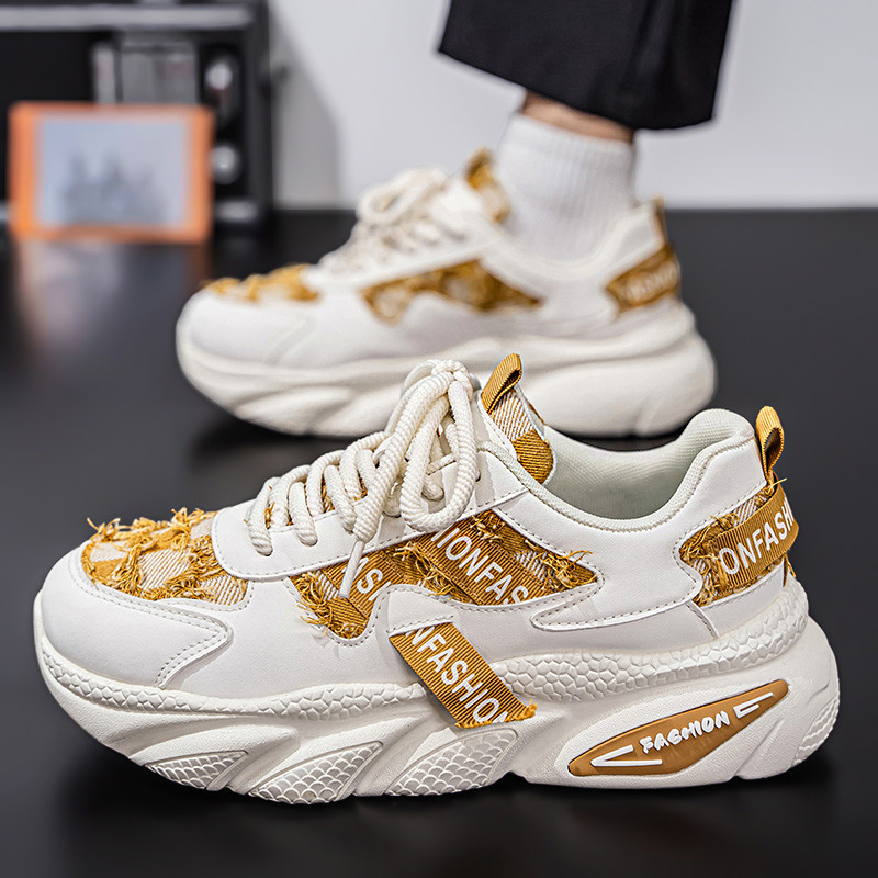 男鞋秋季2025新款青少年篮球运动鞋巨好看跑步防滑白色休闲老爹鞋