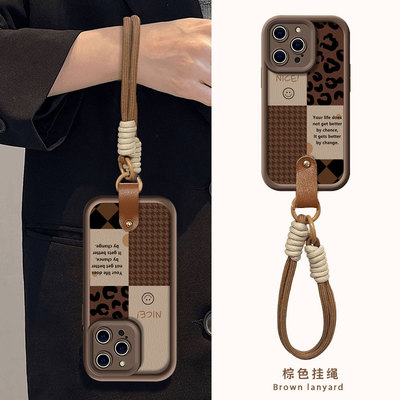 适用苹果16promax手机壳新款iphone15pro硅胶14格子豹纹13可爱女网红12秋冬11挂绳xsmax高级8plus镜头7p全包