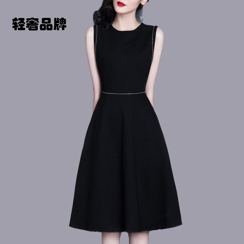 朗姿约定新款小黑裙2026春秋季淑女无袖打底背心裙A字黑色连衣裙