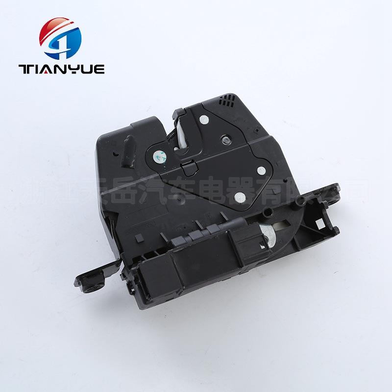 51247269543尾门锁汽车配件尾门闭锁器车门中控锁门锁执行器供应