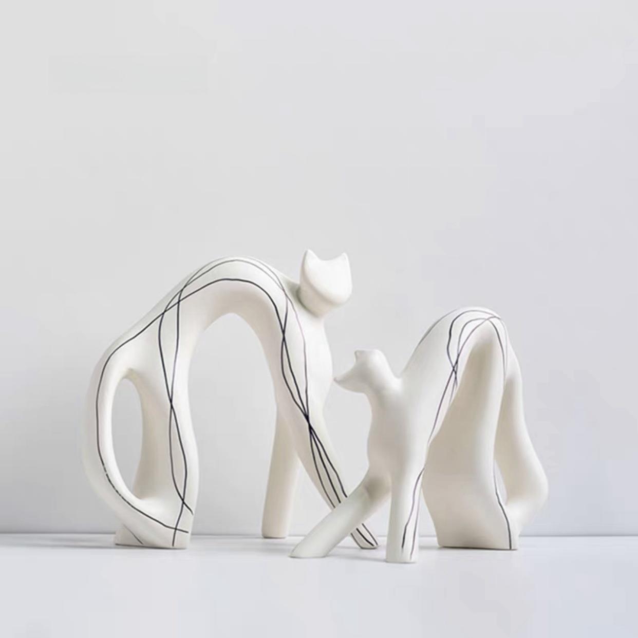 现代简约创意简约线条猫抽象猫咪摆件样板房售楼处桌面软装摆设