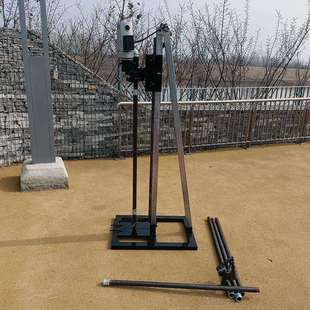 立架式小型便捷式手摇打井机降水井灌浆钻机打井神器家用水井钻机