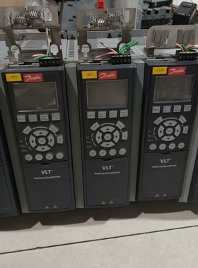 PC-302PK75T5E20H2XGCXXXSXXXXA0