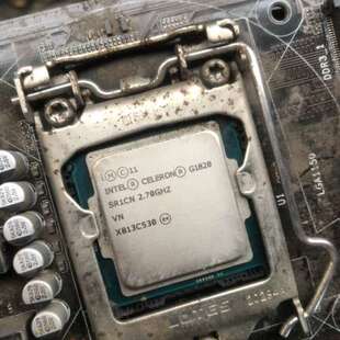 昂达8卡平台AK2980-D8p-D3，带4G内存条，G18