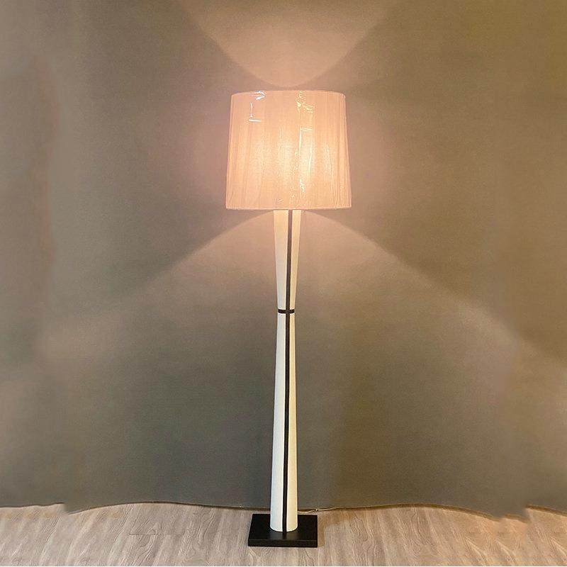 酒店客厅卧室立式灯 创意金属照明灯饰现代简约沙发旁艺术落地灯,玩具/童车/益智/积木/模型,毛绒/玩偶/公仔/布艺类玩具,淘宝优惠券,粉丝福利购,淘宝优惠卷