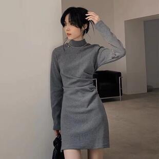 别致甜辣风打底内搭配大衣高级感连衣裙子女秋冬季 2025年新款