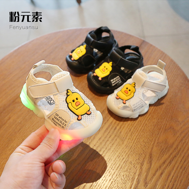 包头男童宝宝凉鞋夏带灯婴儿鞋子软底防滑1一N2岁小童学步鞋男透