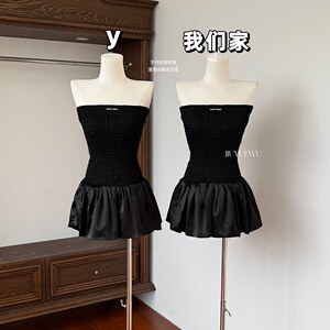 玖月伍*小黑裙*显瘦高级感黑色字母织带性感褶皱蓬蓬裙抹胸连衣裙