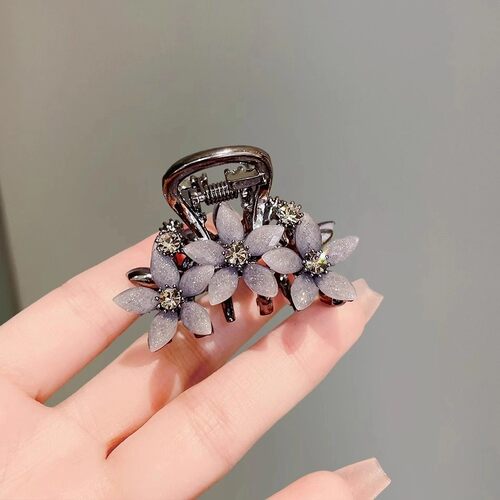 水钻琉璃花朵小号抓夹半扎发