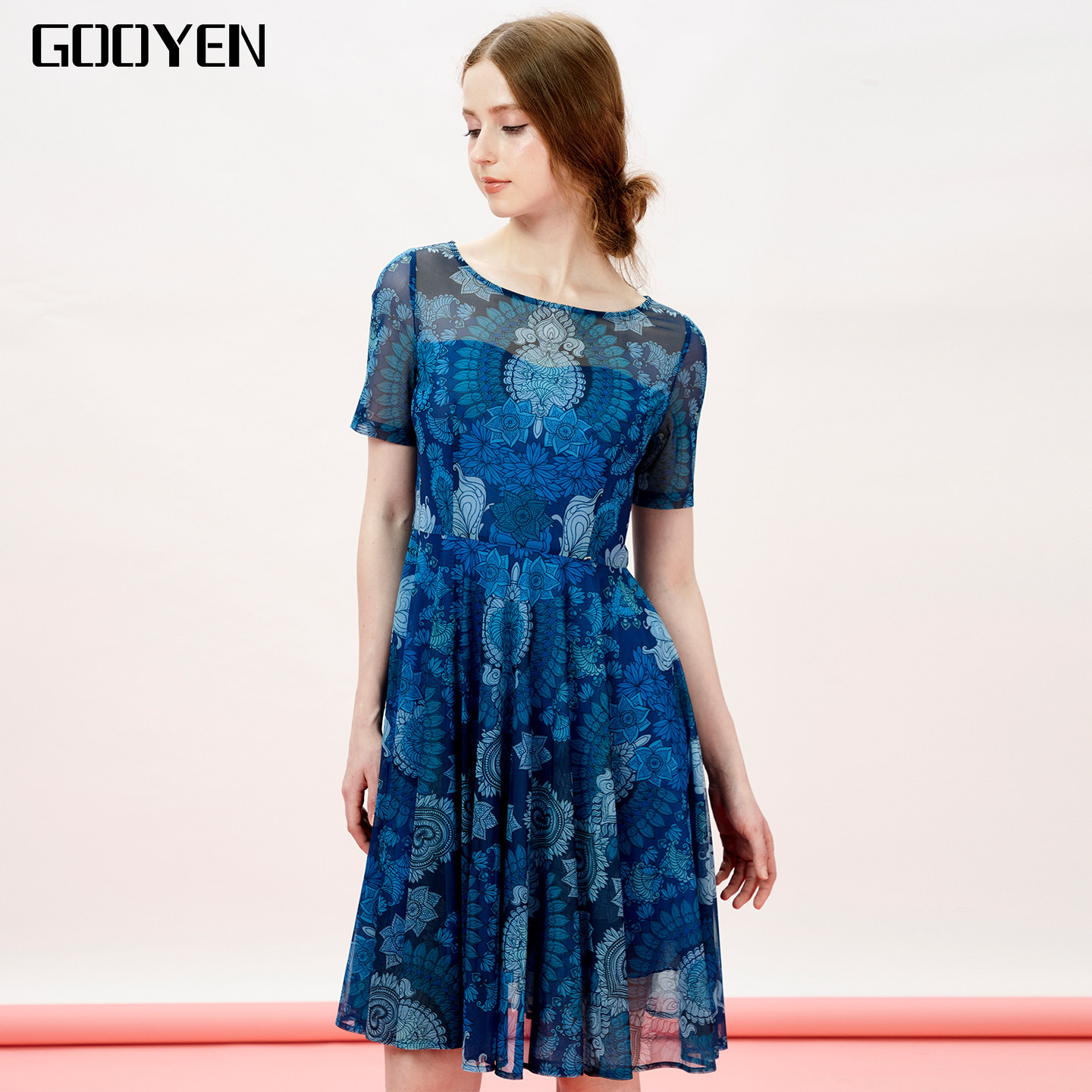 Gooyen古源 专柜正品【巴洛克卷草】新款轻奢时尚圆领短袖连衣裙